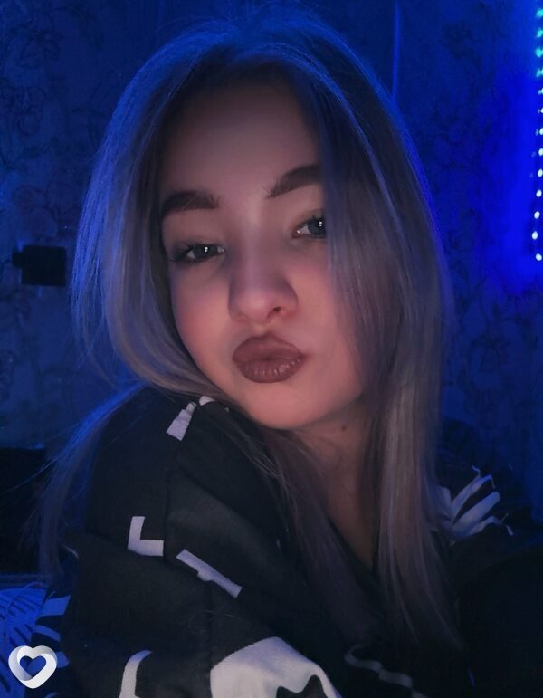 Анастасия, 21, Луганске — анкета №3016661