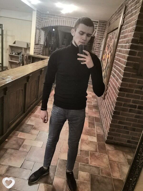 Андрей, 25, Стаханове — анкета №3017133