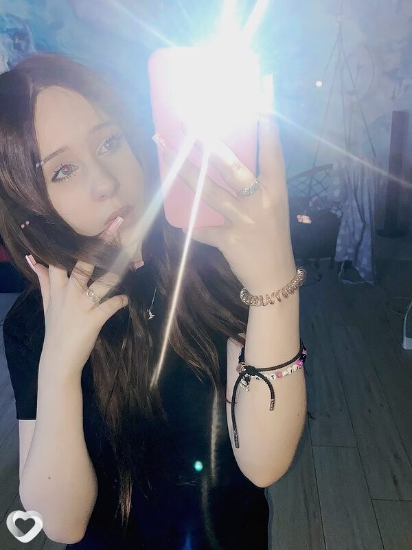 Александра, 19, Екатеринбурге — анкета №3017548