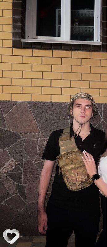 Юрий, 19, Владивостоке — анкета №3017485
