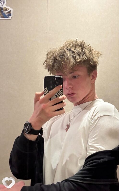 Матвей, 19, Барановичах — анкета №3018497