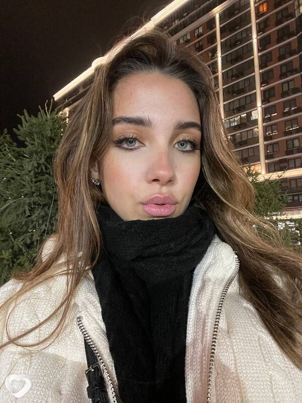 Алина, 22, Москве — анкета №3020692