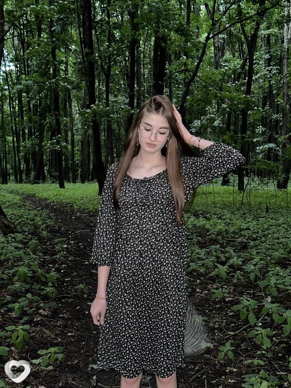 Ульянка, 19, Новомосковске — анкета №3021454