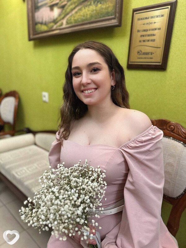 Екатерина, 21, Ростове-на-Дону — анкета №3021200