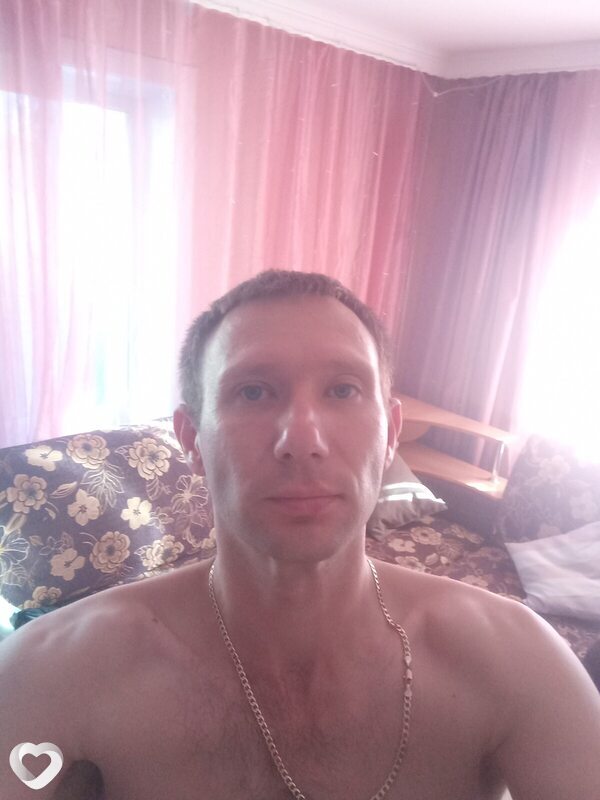 Юрий, 38, Корсакове — анкета №3021418