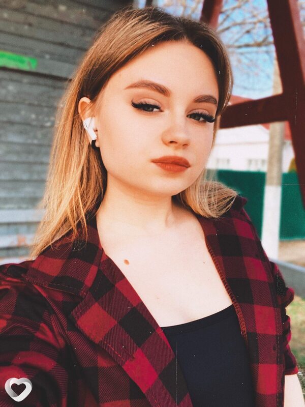 Юлия, 21, Екатеринбурге — анкета №3021365