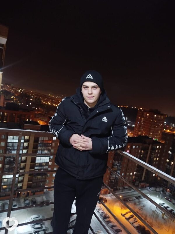 Иван, 21, Усть-Кут — анкета №3021574