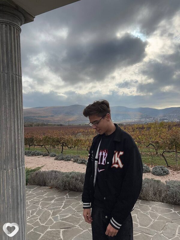 Сергей, 19, Новороссийске — анкета №3022147