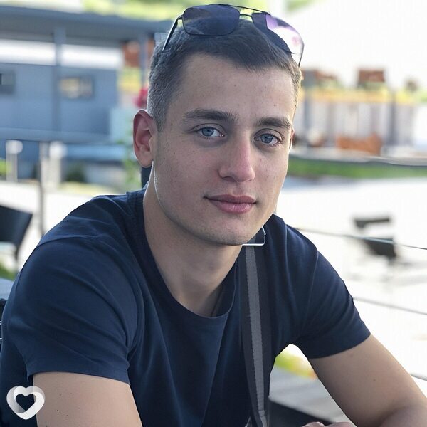 Олег, 33, Львове — анкета №3022258