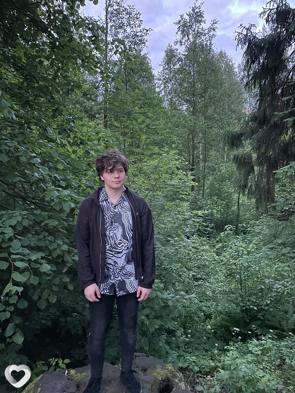 Михаил, 19, Санкт-Петербурге — анкета №3022596