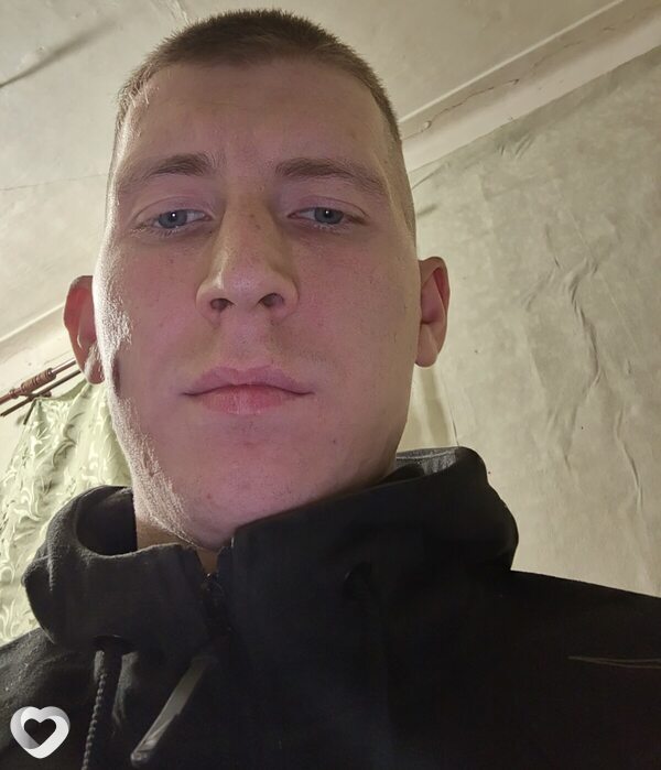 Виталий, 27, Архангельске — анкета №3022470
