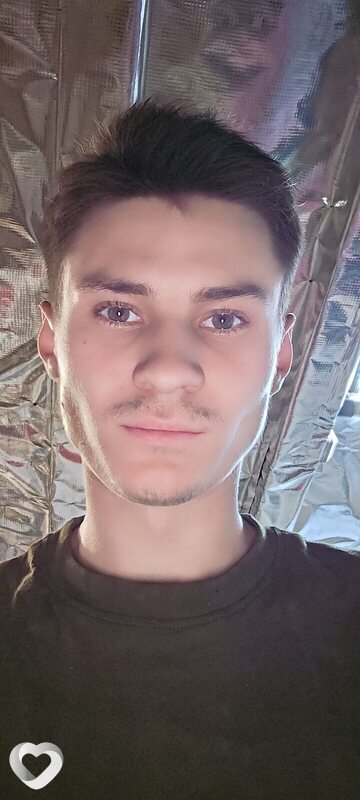 Денис, 23, Кропоткине — анкета №3023888