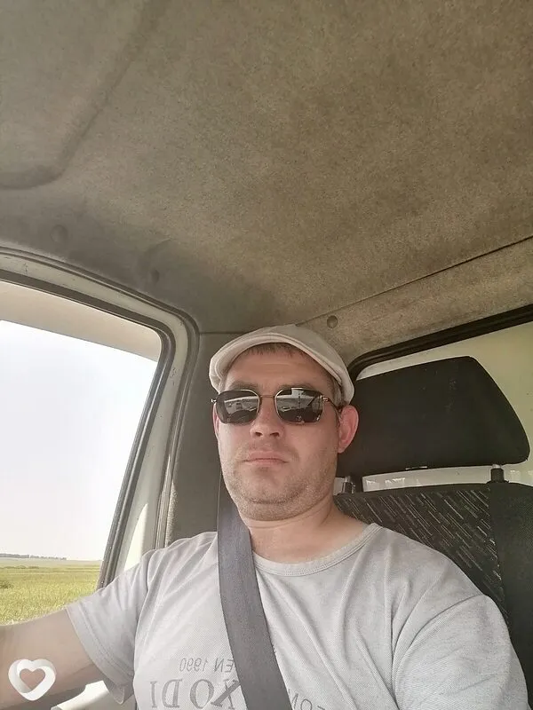 Артём, 41, Барнауле — анкета №3024107