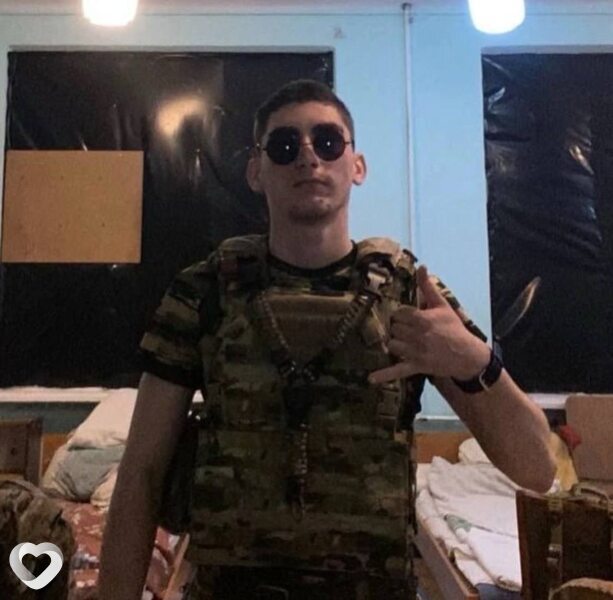 Артем, 25, Ульяновске — анкета №3024523