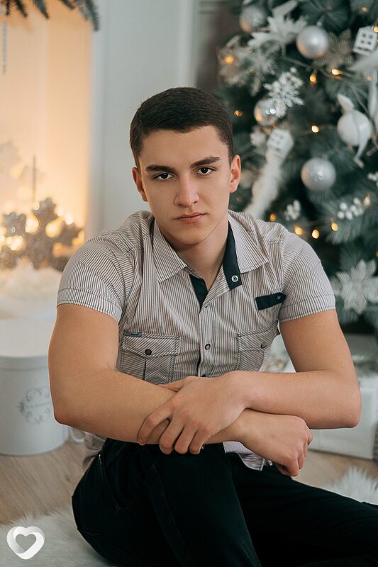Владимир, 26, Енакиеве — анкета №3024704