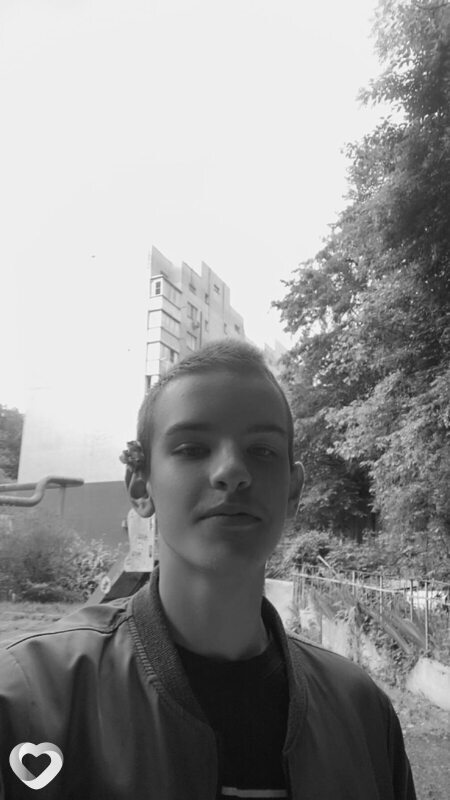 Артём, 19, Туапсе — анкета №3025687