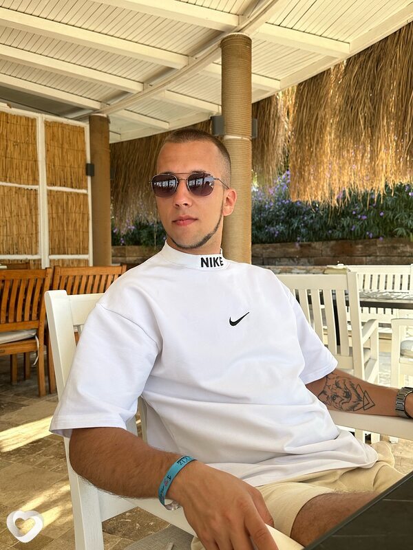 Александр, 29, Новом Уренгое — анкета №3025548