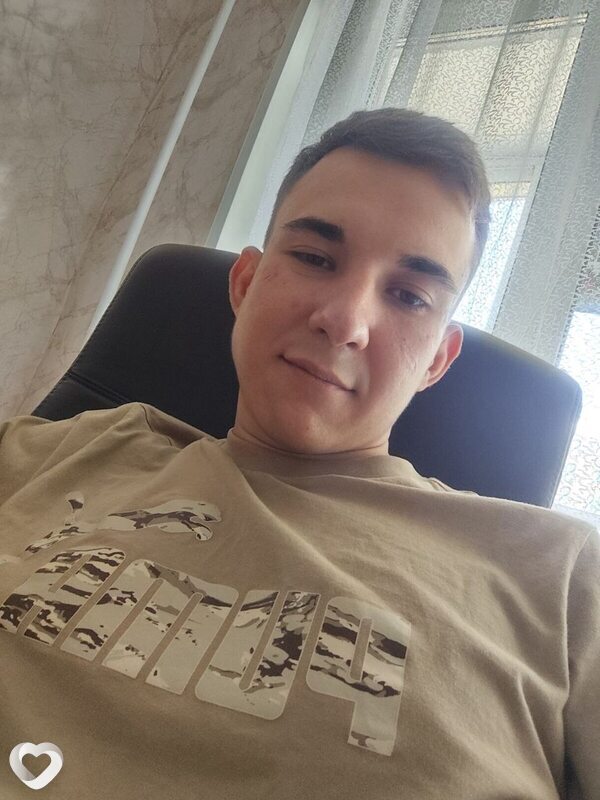 Алексей, 28, Саратове — анкета №3025650