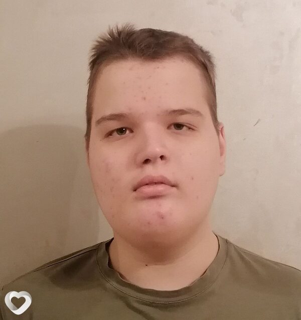 Михаил, 19, Москве — анкета №3025751