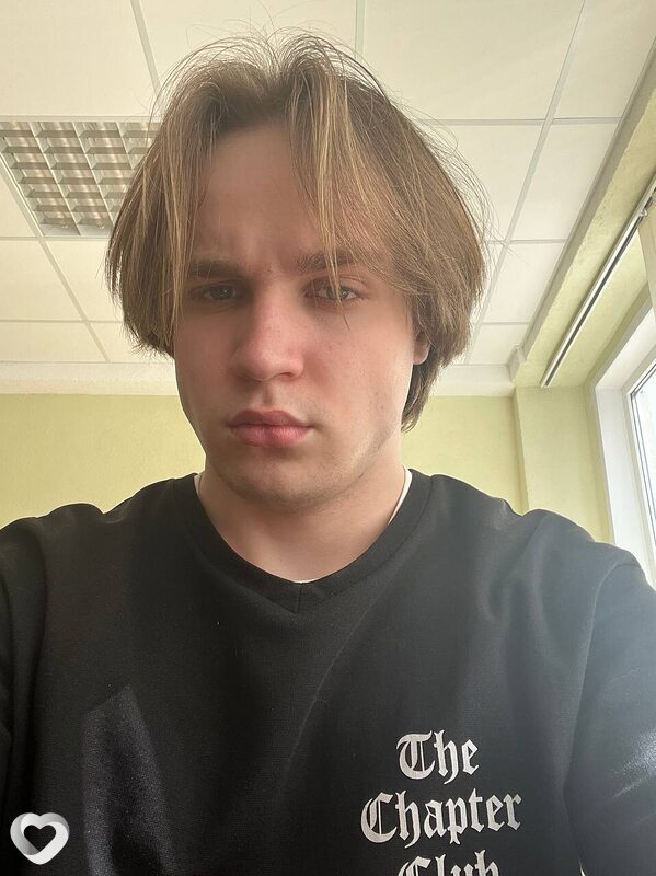 Максим, 19, Гродно — анкета №3025741