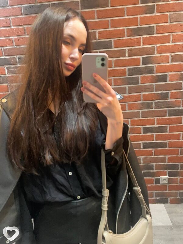 Яна, 22, Москве — анкета №3025975