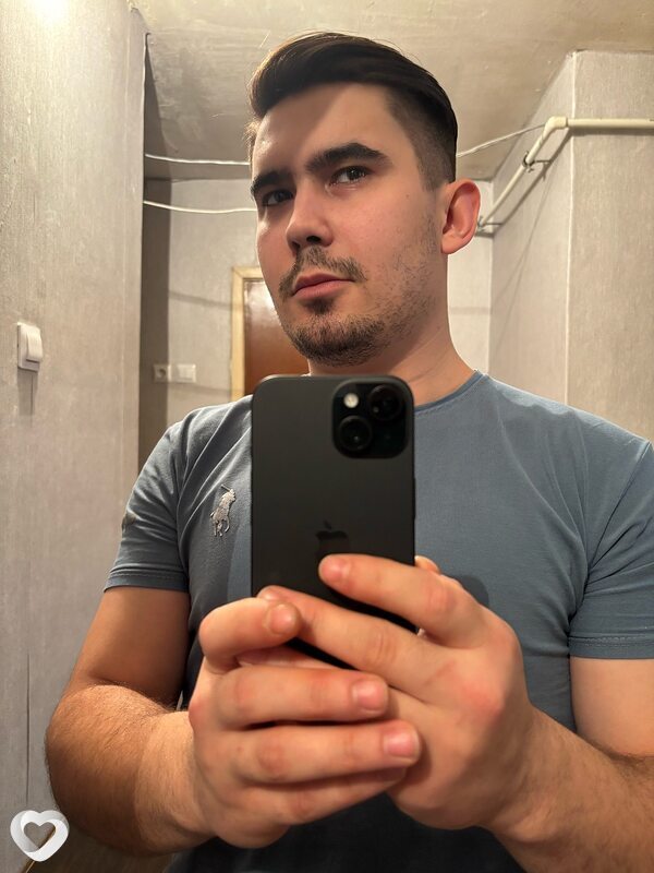 Артём, 27, Екатеринбурге — анкета №3027197