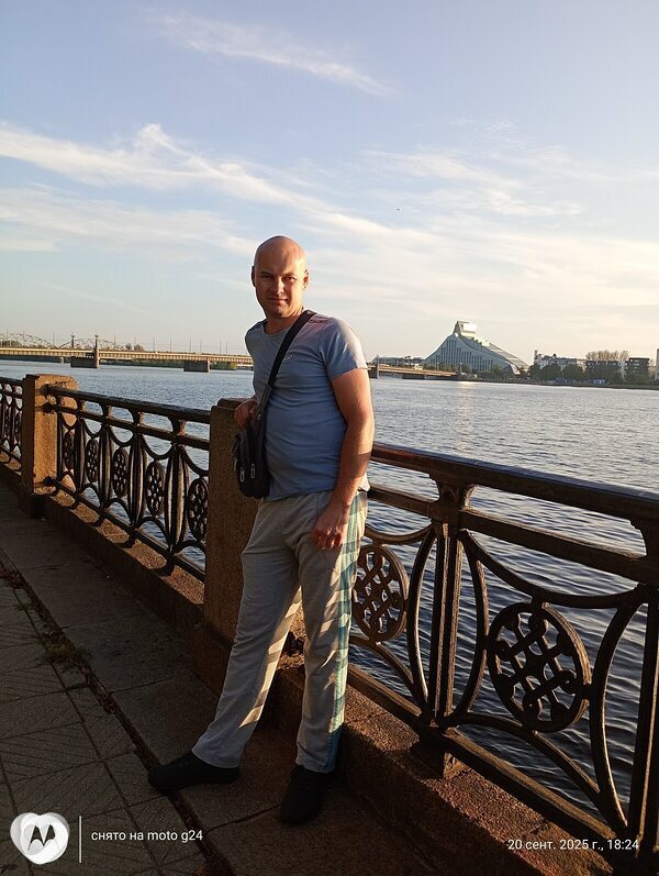 Ярослав, 33, Харькове — анкета №3027386