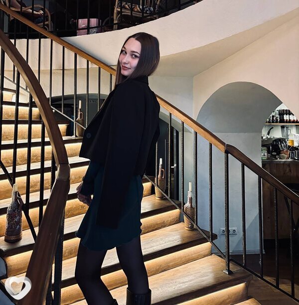 Анастасия, 18, Волжском — анкета №3028095