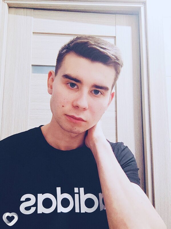 Максим, 21, Новомосковске — анкета №3027422