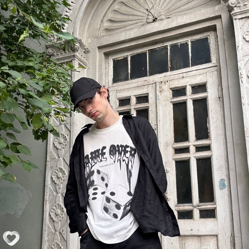 Витя, 20, Новосибирске — анкета №3028007