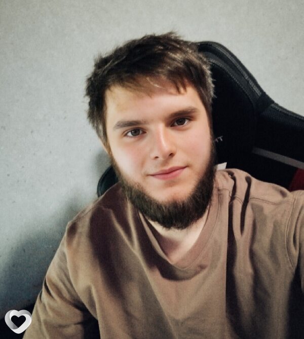 Максим, 29, Орёл — анкета №3029664