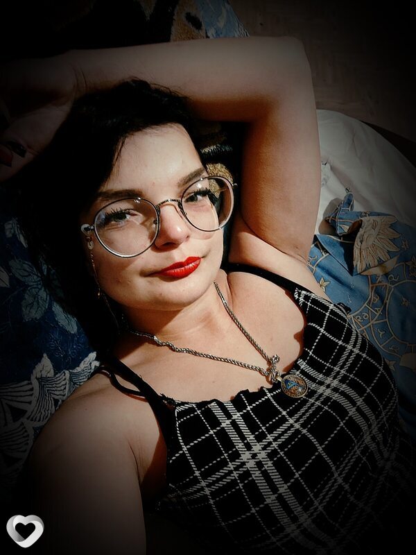 Анюта, 25, Комсомольске-на-Амуре — анкета №3030341