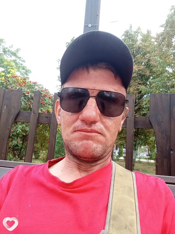 Виталий, 36, Новошахтинске — анкета №3030982