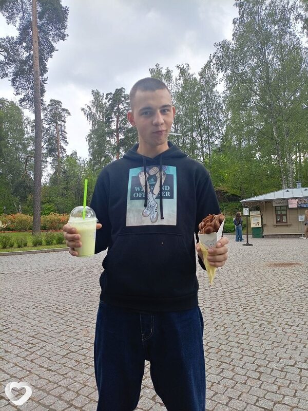Артём, 20, Тамбове — анкета №3031350