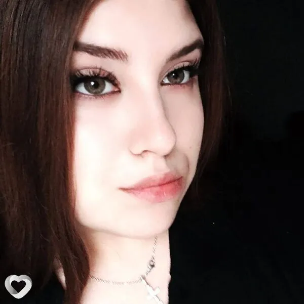 Оля, 20, Барнауле — анкета №3031474