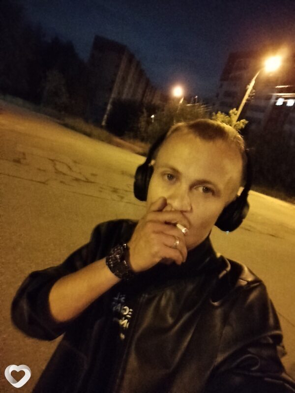 Юрий, 30, Змеиногорске — анкета №3031660