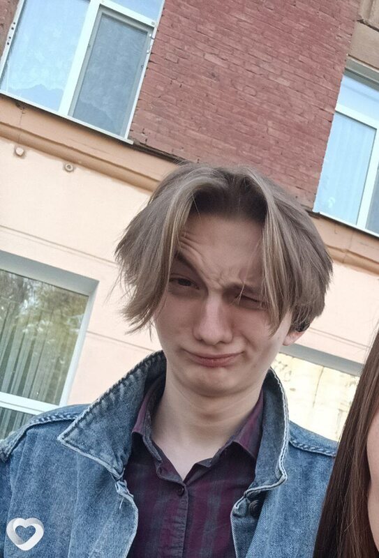 Толик, 18, Самаре — анкета №3031689