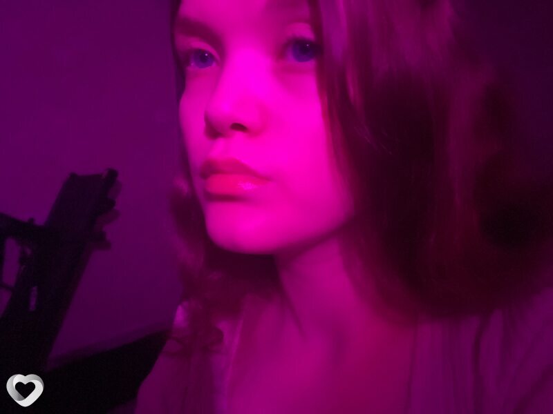 Елизавета, 21, Великом Новгороде — анкета №3032268