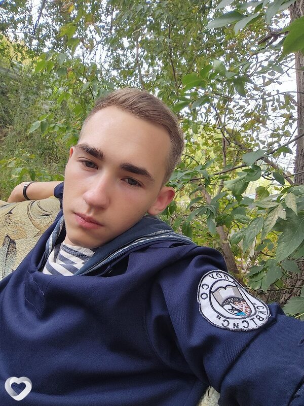 Слав, 18, Саратове — анкета №3032383