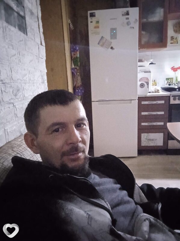 Игорь, 39, Уссурийске — анкета №3032664