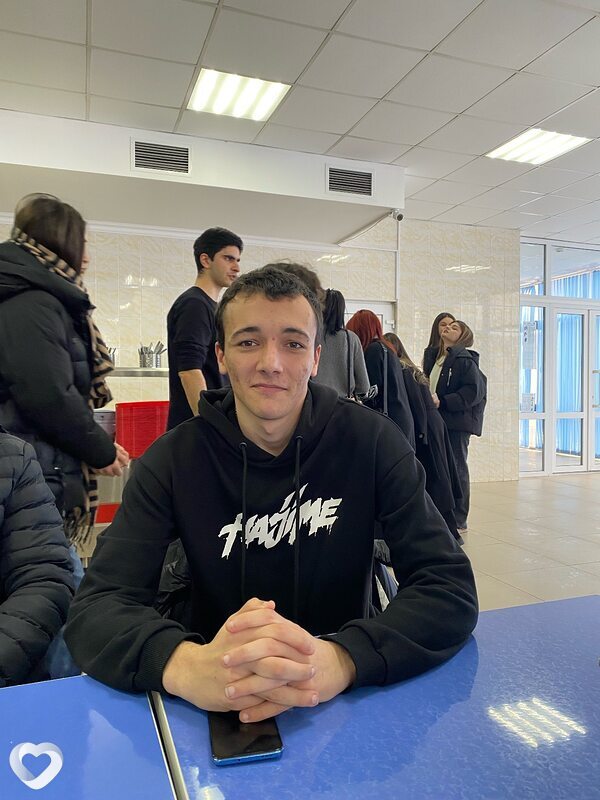Георгий, 19, Москве — анкета №3033570