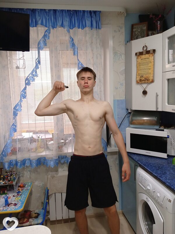 Артём, 26, Ижевске — анкета №3033072