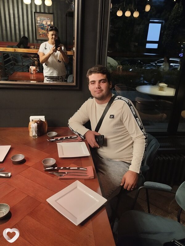 Максим, 19, Ростове-на-Дону — анкета №3033134