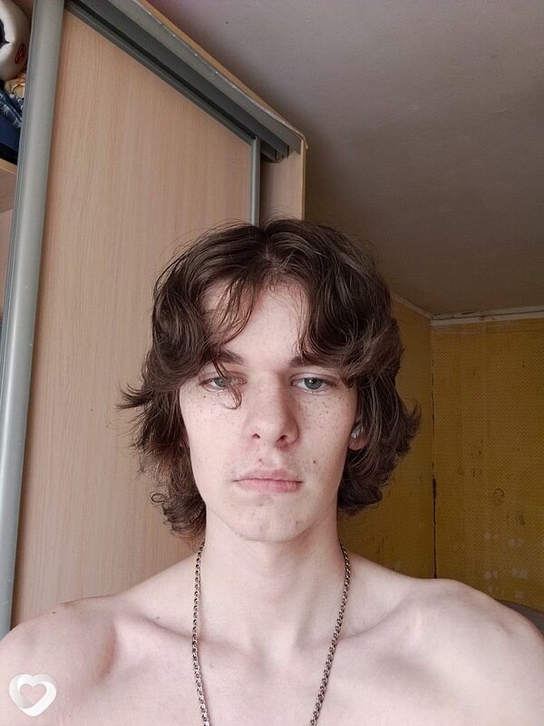 Илья, 18, Иванове — анкета №3033901
