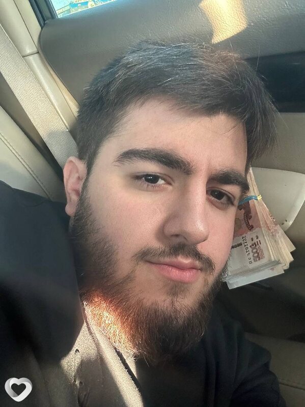 Амин, 22, Москве — анкета №3034570