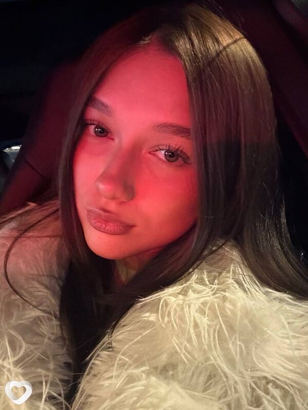 Дина, 19, Ульяновске — анкета №3034966