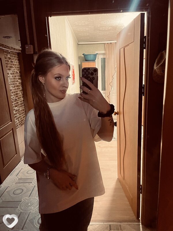 Кристина, 21, Братске — анкета №3035046