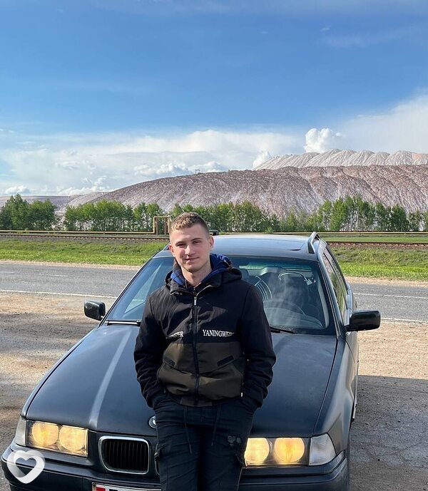 Михаил, 23, Солигорске — анкета №3035133