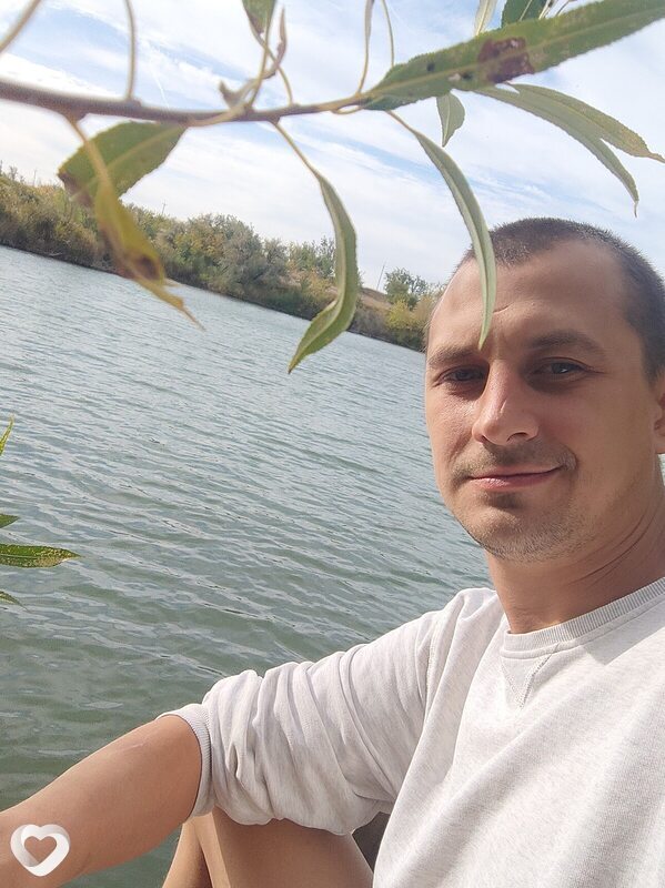 Артем, 33, Волгограде — анкета №3034976