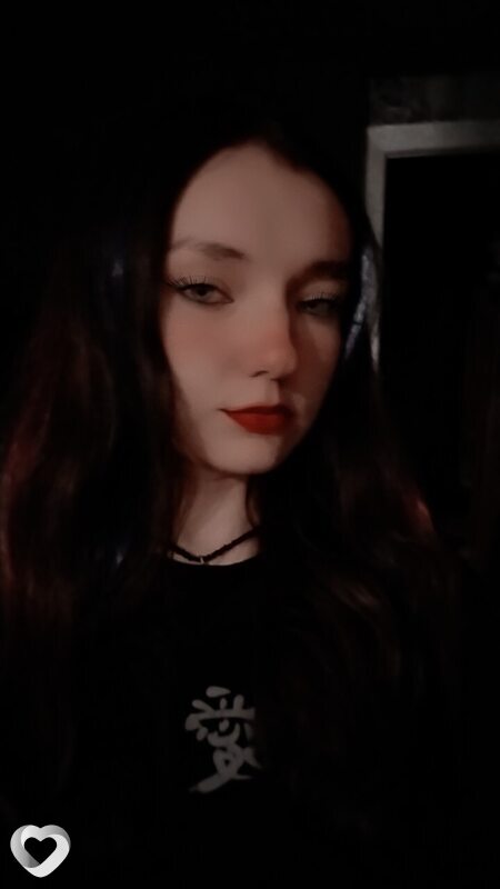 Алёна, 19, Барнауле — анкета №3035500